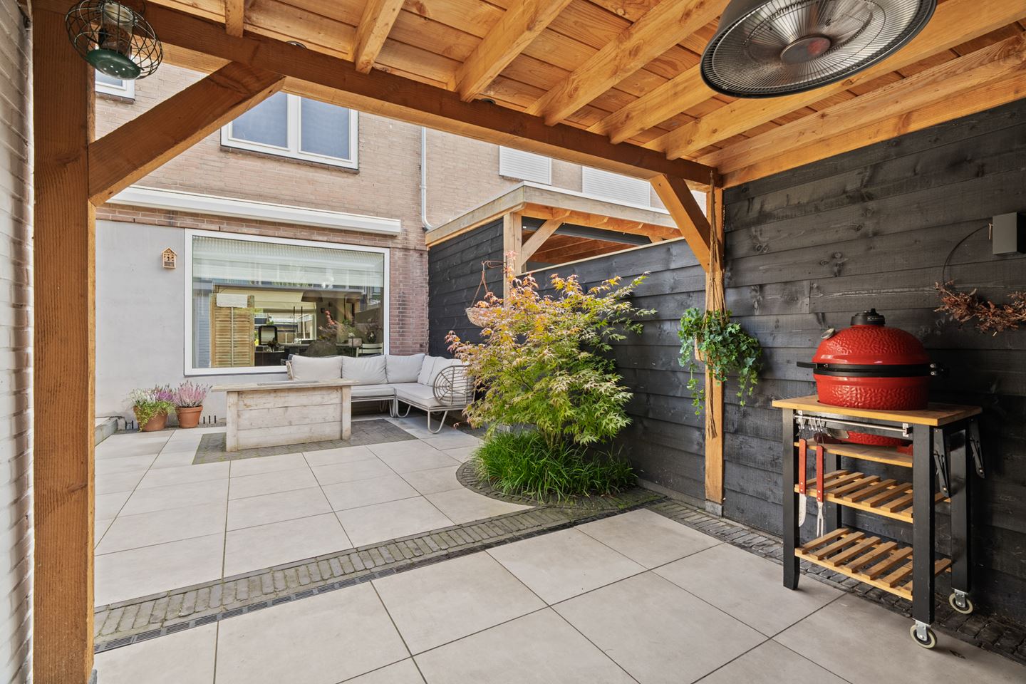 Een net aangelegde stadstuin in Krimpen aan den IJssel